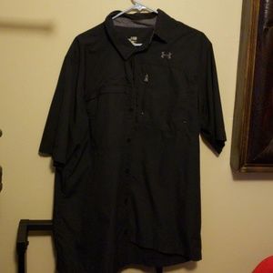 Underarmor shirt